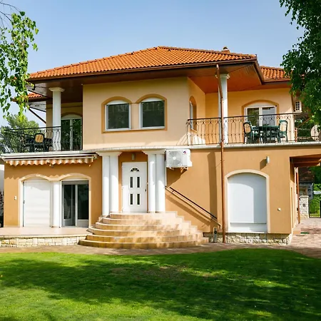 Lakefront 2 By Interhome Lägenhet *