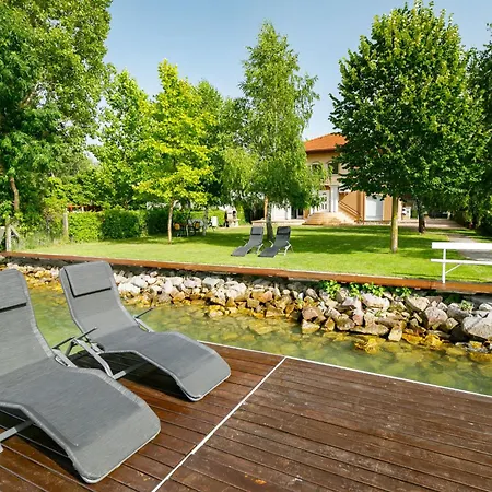 Lakefront 2 By Interhome Lägenhet