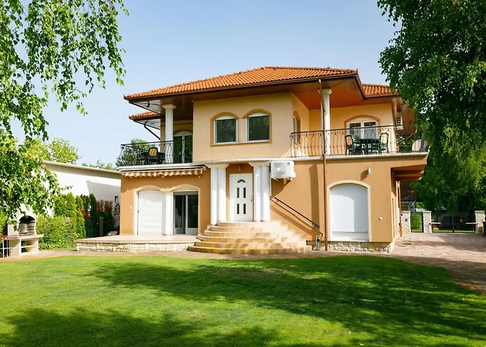 Lakefront 2 By Interhome Daire